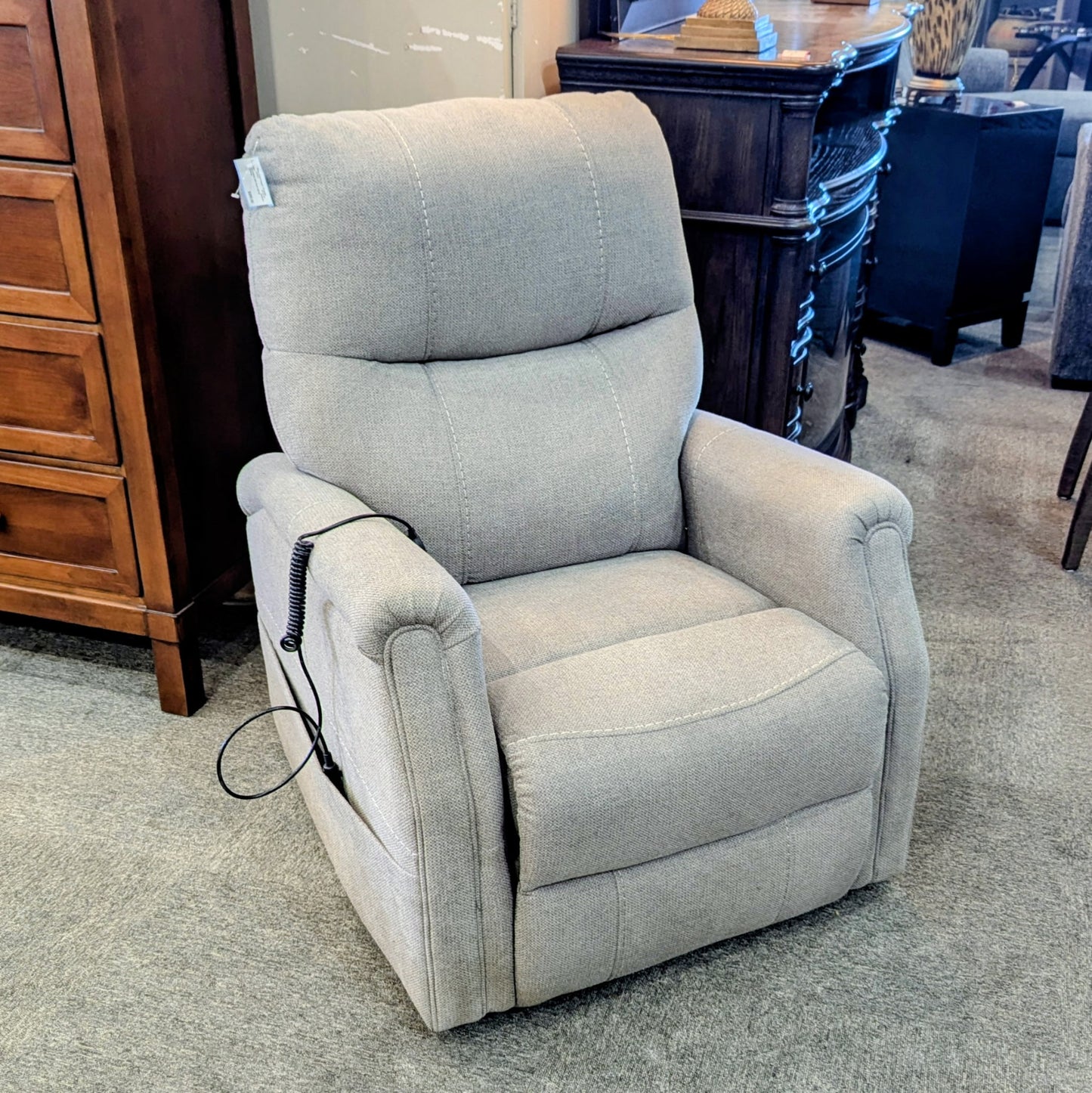 LIFT CHAIR