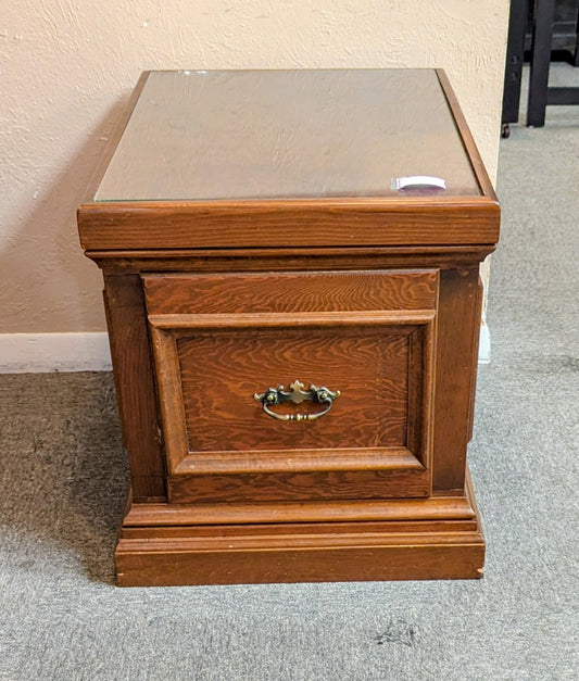 FILE CABINET