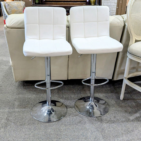 BAR STOOLS