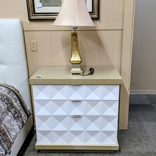 BERNHARDT NIGHTSTAND