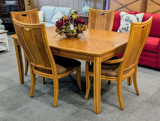 AMERICAN DREW DINING