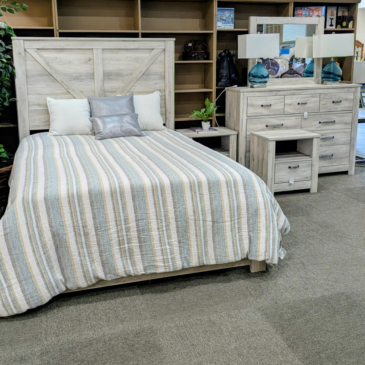 ASHLEY BEDROOM SET